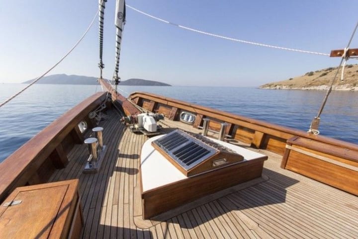 Hecho a medida  Goleta (2007) para Charter - Bodrum | # 9856 - 4