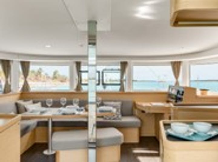Catamaran Lagoon  42 (2020) pour Charter - Martinique | #991 - 2