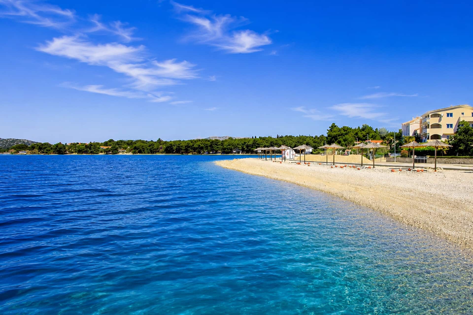 Location de bateaux à Pirovac – bateaux à louer dans les baies de Pirovac
