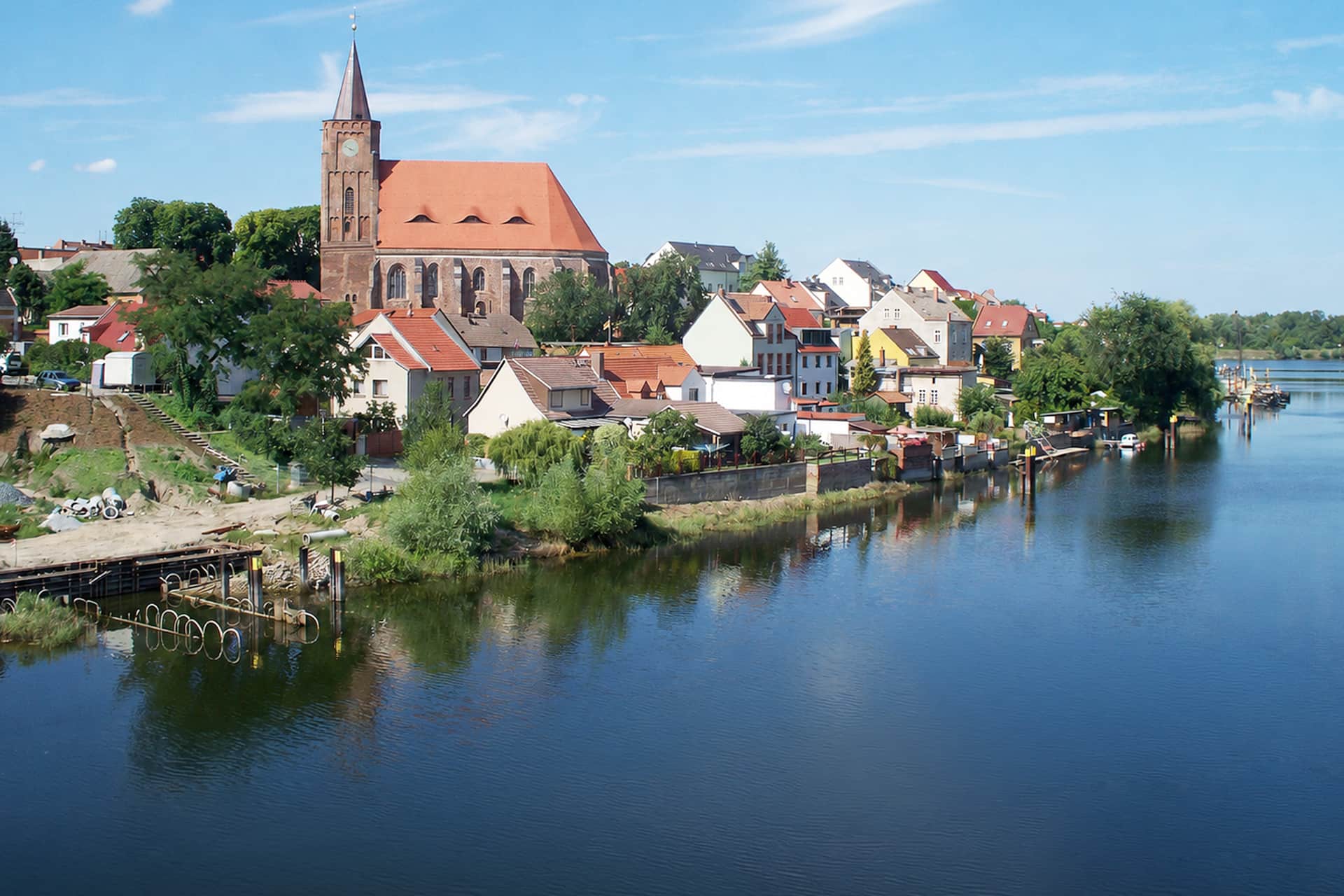 Boot huren in Fürstenberg Boot huren in Fürstenberg – boten te huur in de baaien van Fürstenberg
