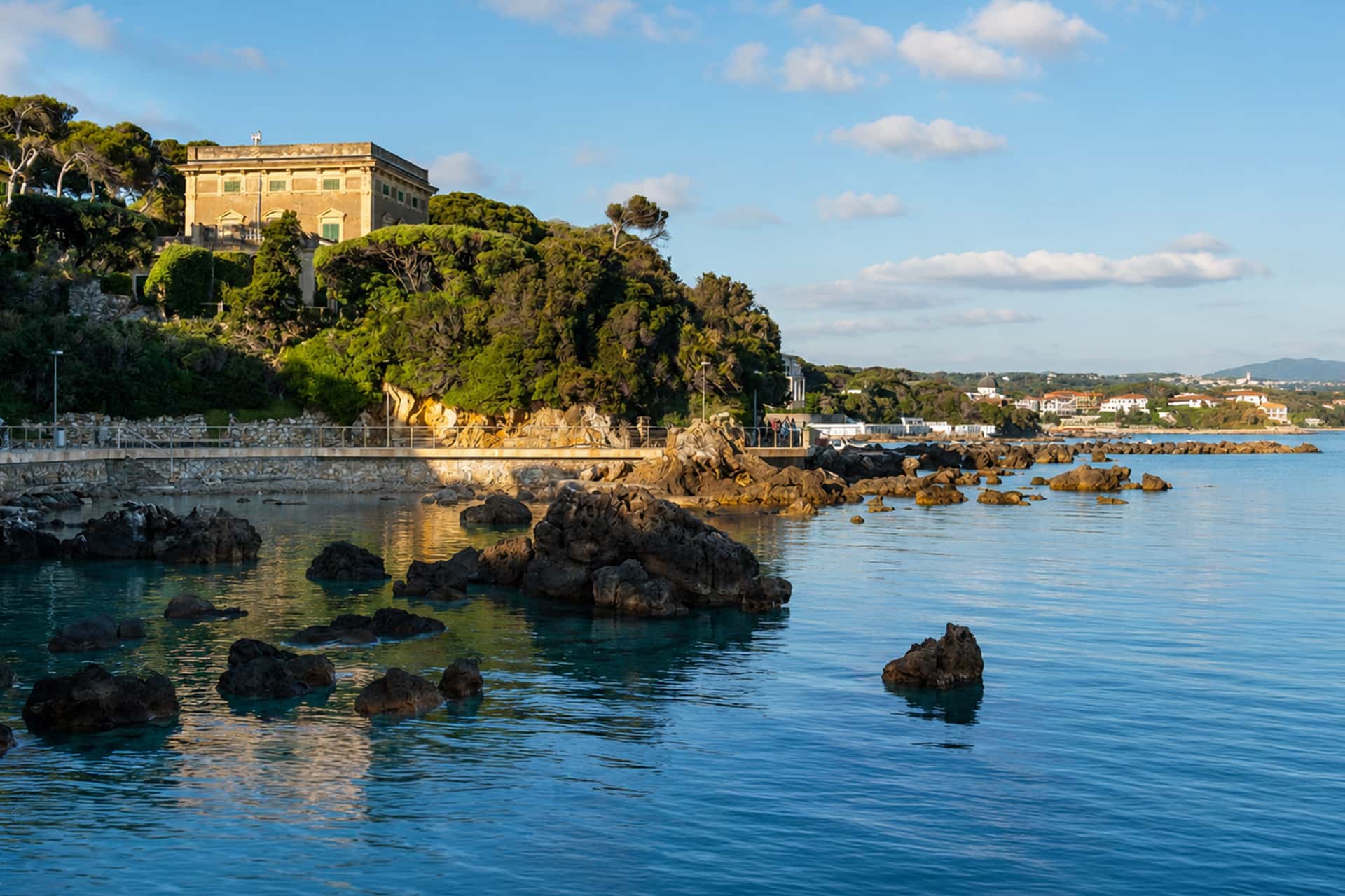 Location de bateaux à Castiglioncello – bateaux à louer dans les baies de Castiglioncello