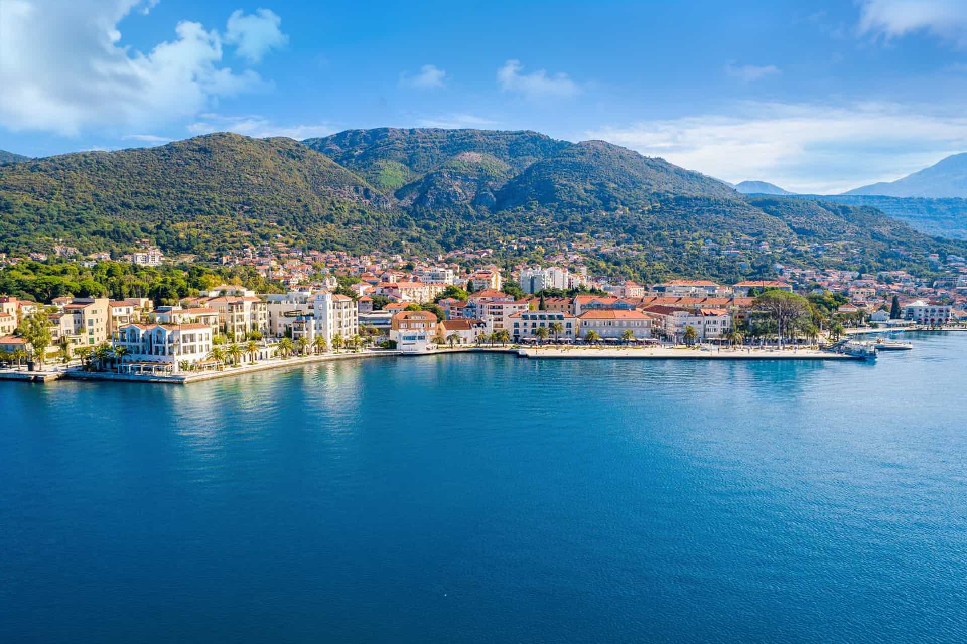 Location de bateaux à Tivat Location de bateaux à Tivat – bateaux à louer dans les baies de Tivat