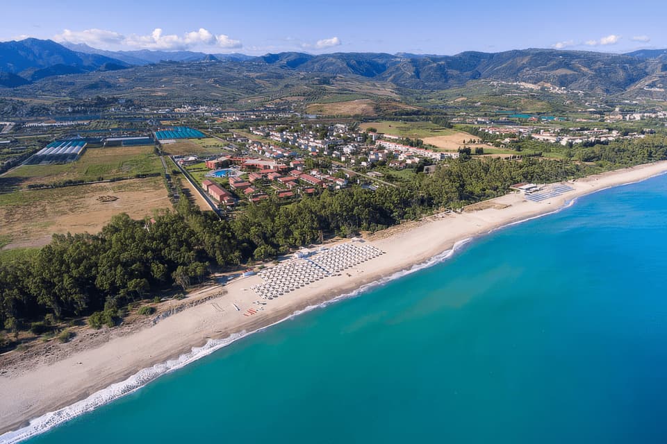Yachtcharter in Furnari Yachtcharter in Furnari, Italien