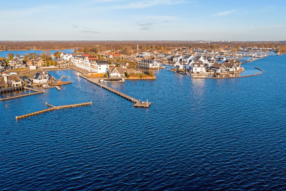 Yacht charter in Loosdrecht, Netherlands