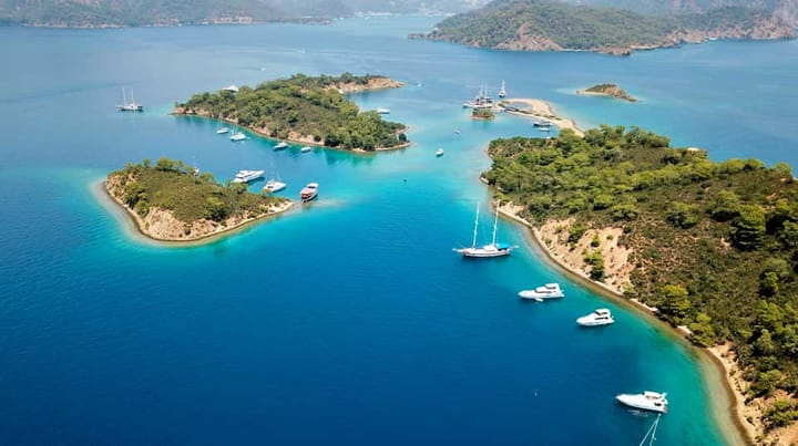 Türkei: Schwimmen Sie in paradiesischen Buchten, wo der Name Türkis herkommt.