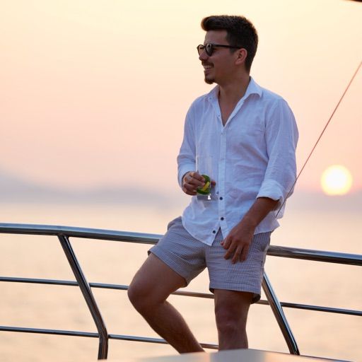 boat owner head image