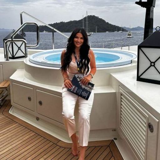 boat owner head image