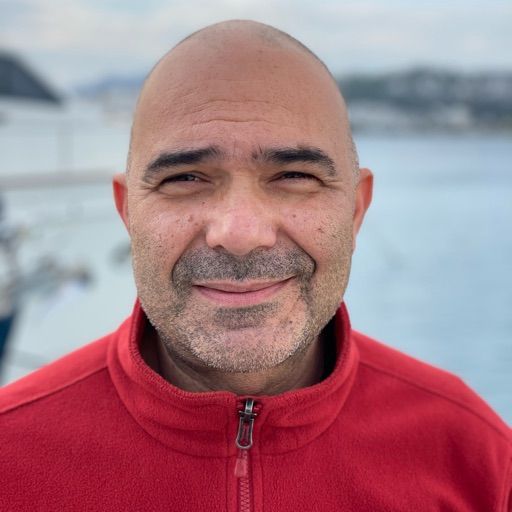 boat owner head image