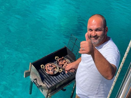 boat owner head image