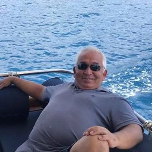 boat owner head image