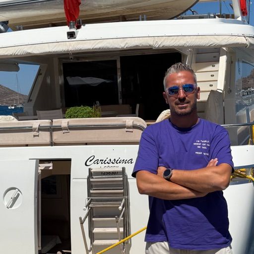 boat owner head image