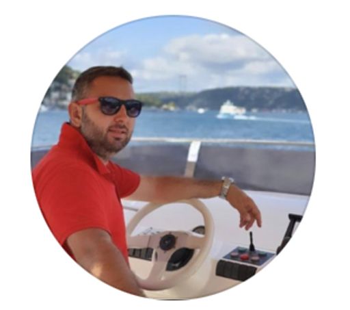 boat owner head image