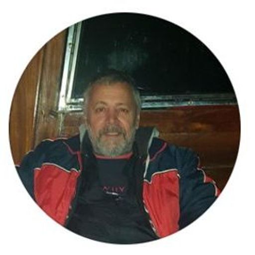 boat owner head image