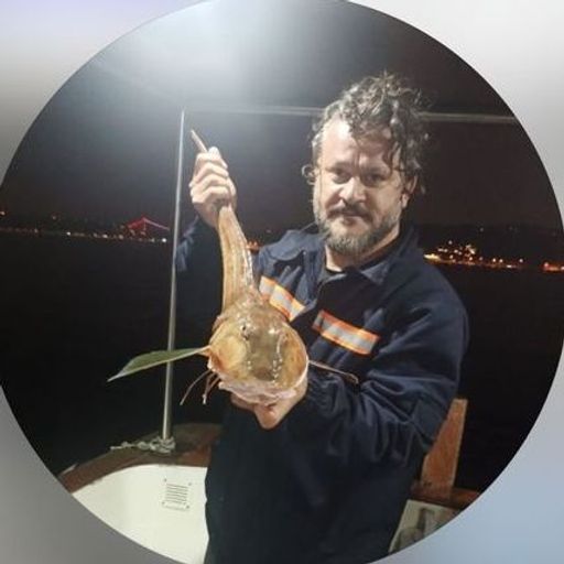 boat owner head image