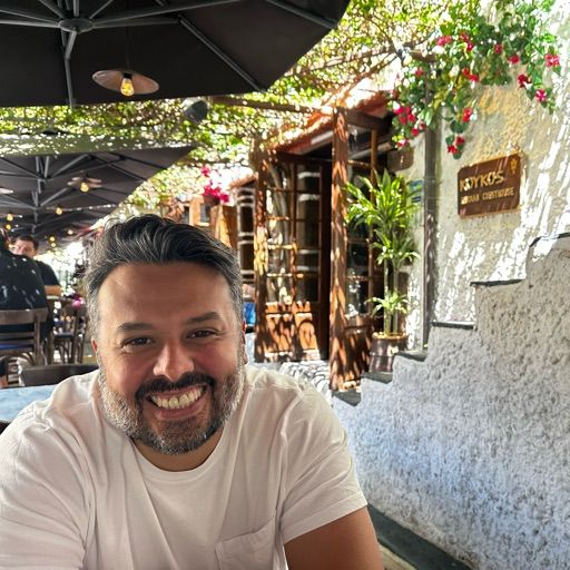 boat owner head image