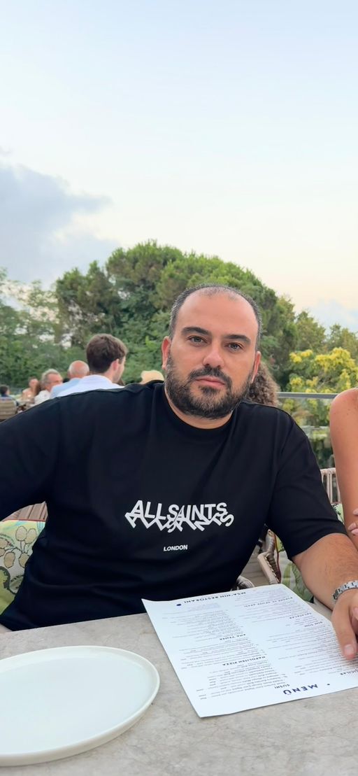 boat owner head image