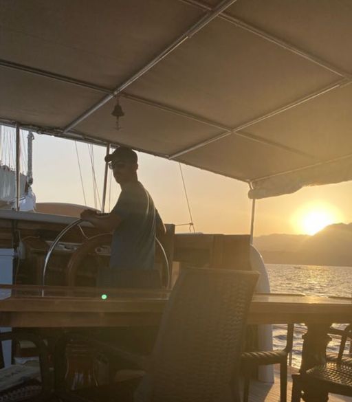 boat owner head image