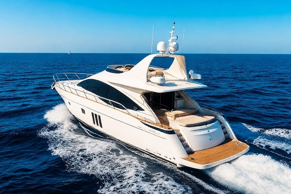 Half-day and full-day yacht charters in Turkey