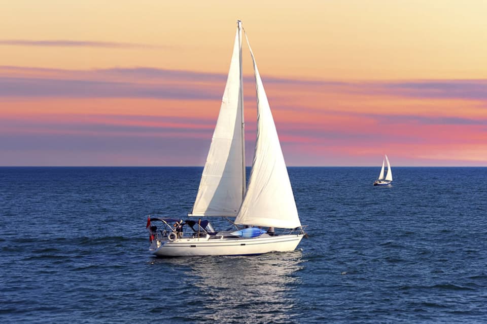 Half-day and full-day sailboat rentals in La Spezia